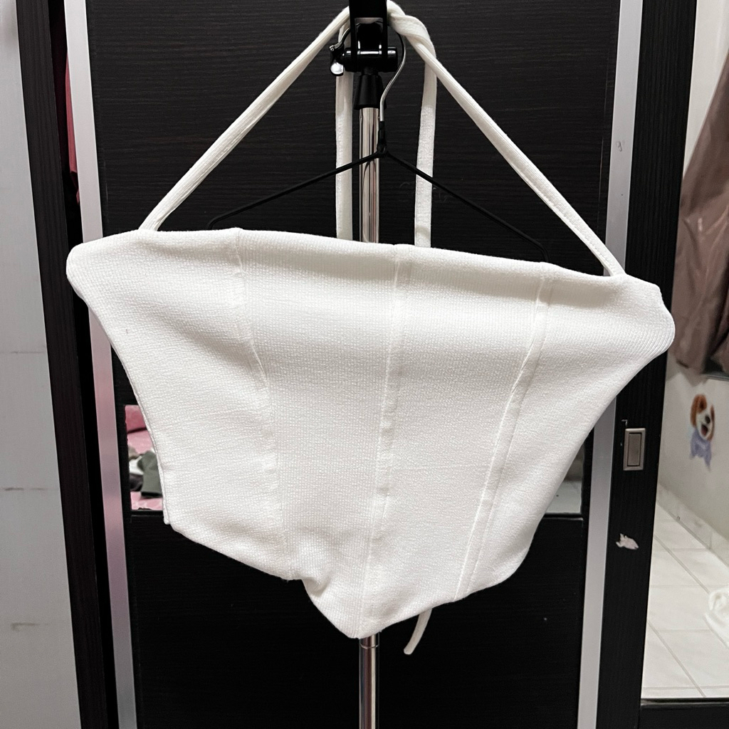 halter neck