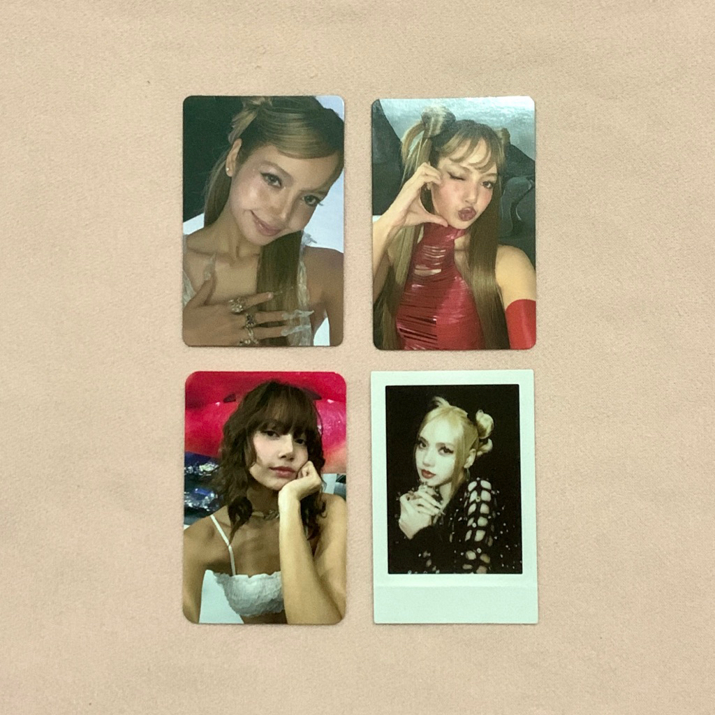 [OFFICIAL] LISA BLACKPINK PHOTOCARD LALISA DEADLINE ALBUM BP BLACK PINK SELCA SELF CAMERA SELFIE HC 