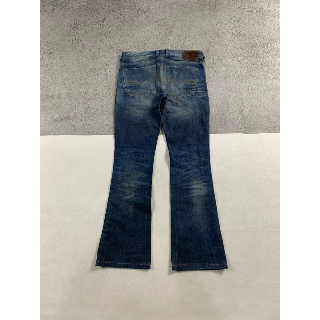NV-221 Diesel industry Zatiny Reguler Bootcut jeans   Size 29x32 Lebar pinggang 84cm Panjang 103cm P