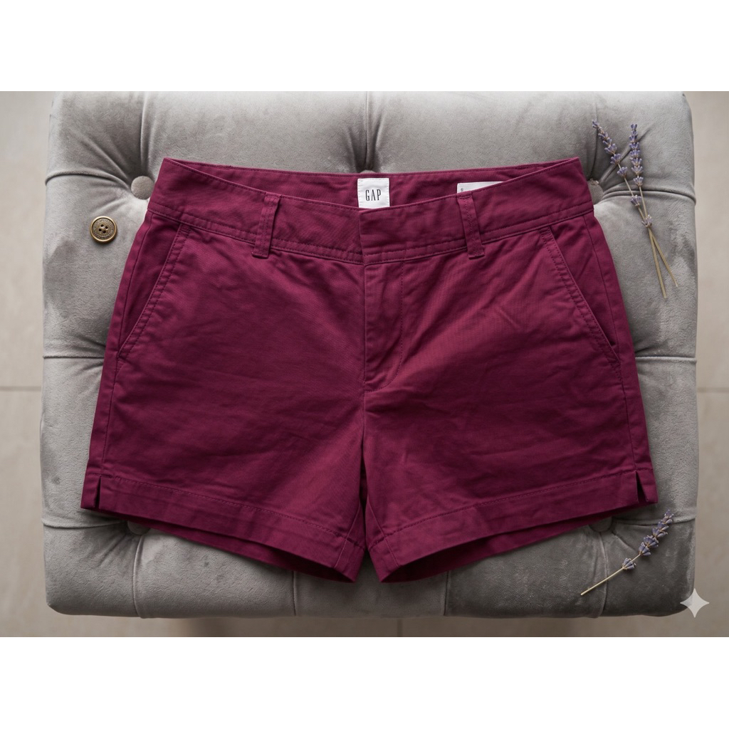 Celana pendek hot pants Gap