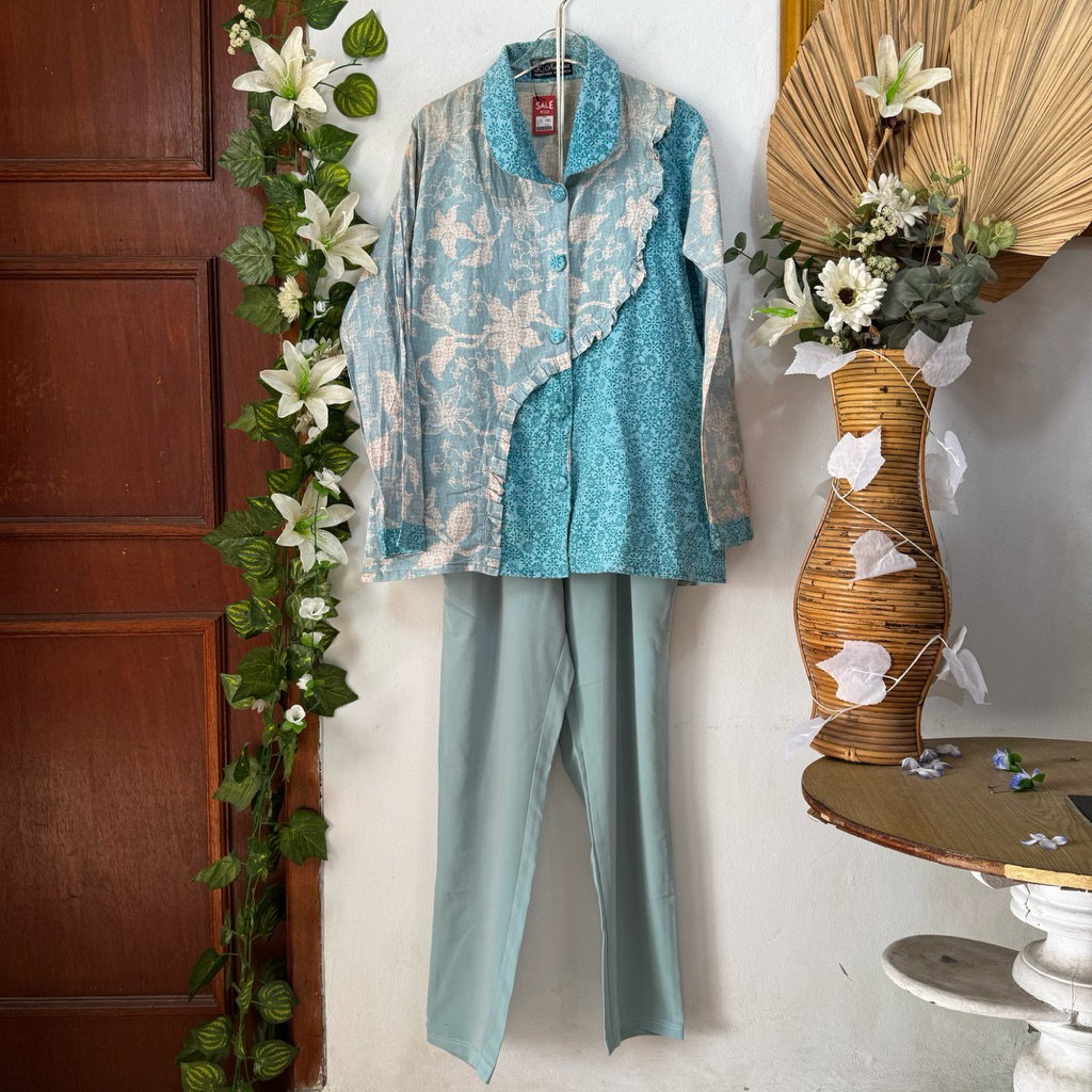 Set Blouse Batik Celana Tosca