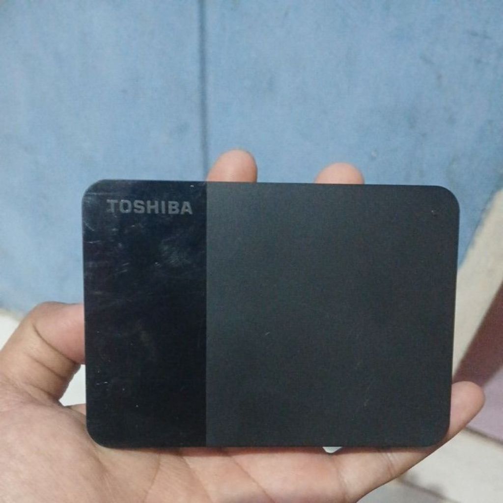 HARDISK EXTERNAL TOSHIBA 1TB ORIGINAL (SECOND)