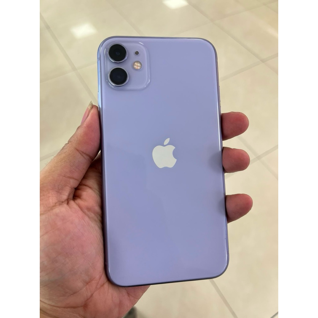 iPhone 11 64