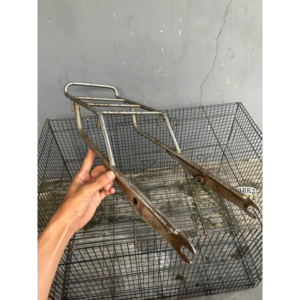 Rak Belakang Honda CB100 CB125 Original