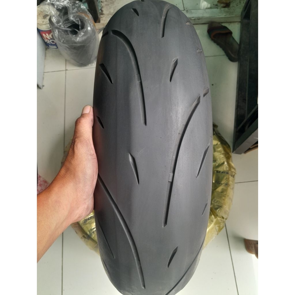 Maxxis supremax sport...160/60-17