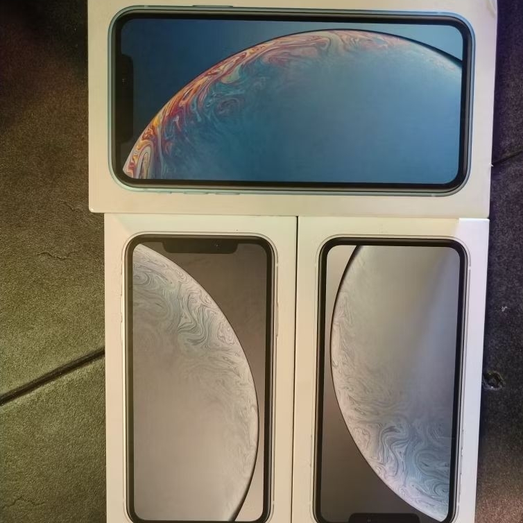Dus Box iPhone XR Original Copotan