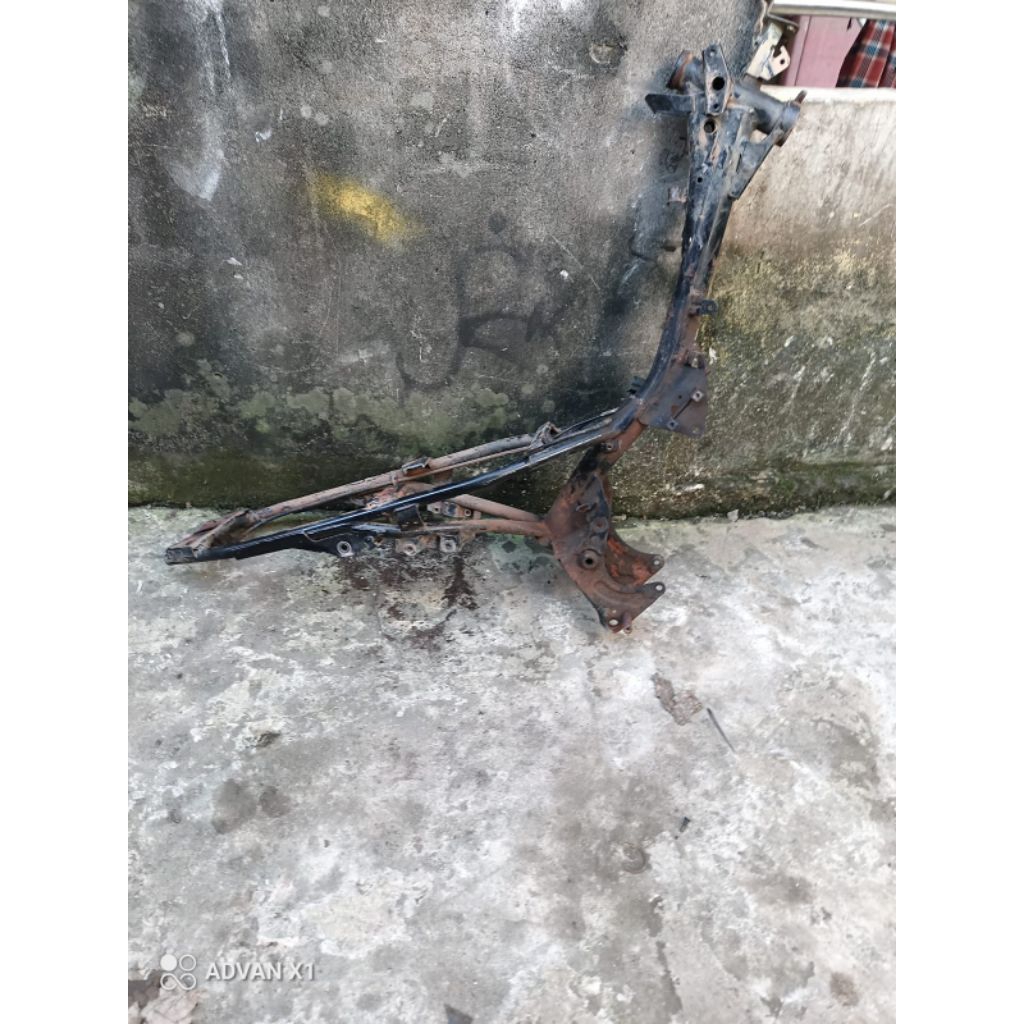 rangka freme sasis yamaha jupiter z robot 2011 original copotan