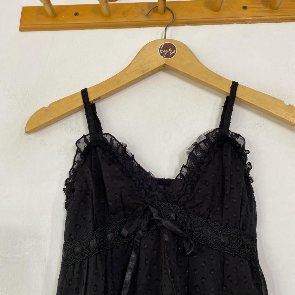 (NEW TAG) INGNI Lace Top
