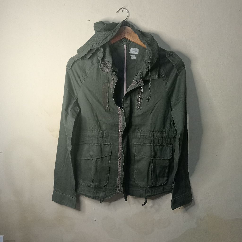 [PRELOVED] JACKET OLIVE DES OLIVE