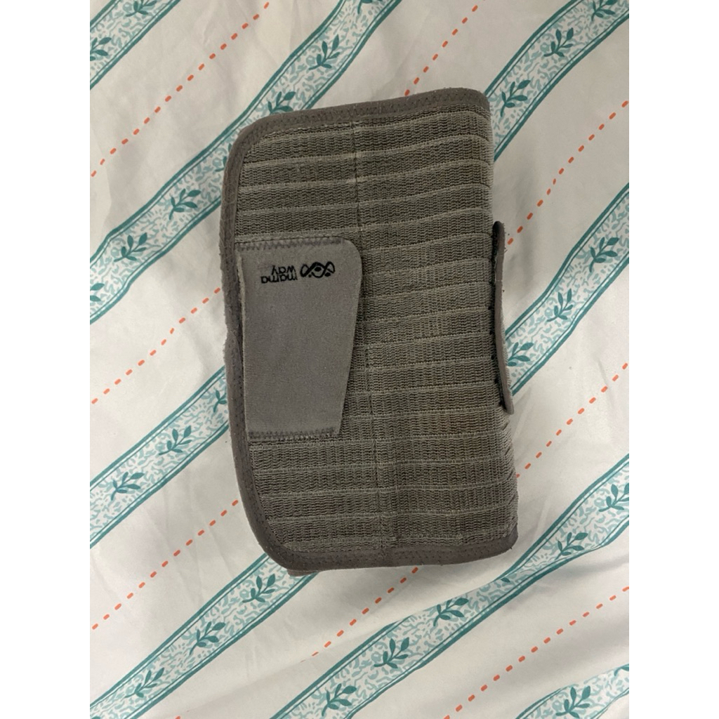 Preloved korset mamaway
