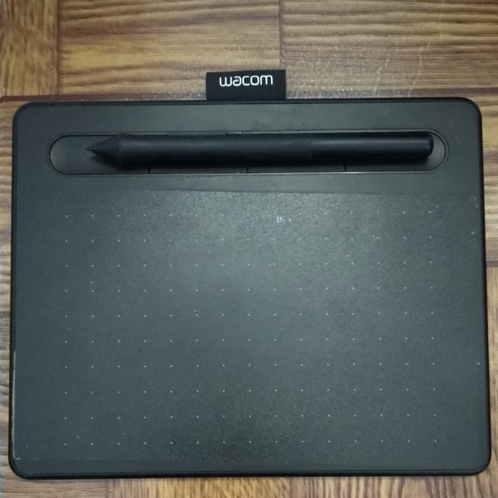 Drawing Pad Wacom Intuos Small Black (S), kabel, bukan wireless
