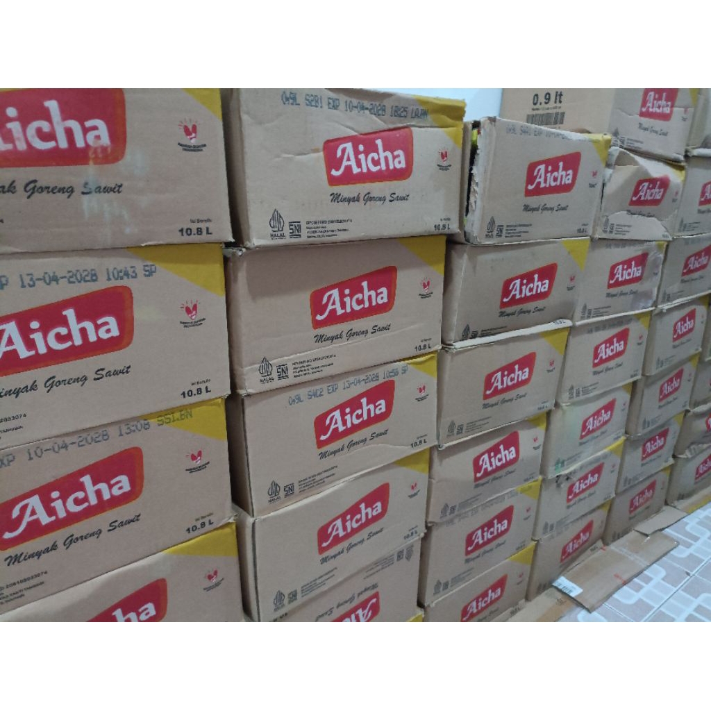 1 Dus isi 12 pouch minyak goreng aicha ukuran 900ml