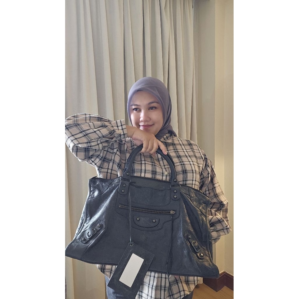 balenciaga work bag authentic