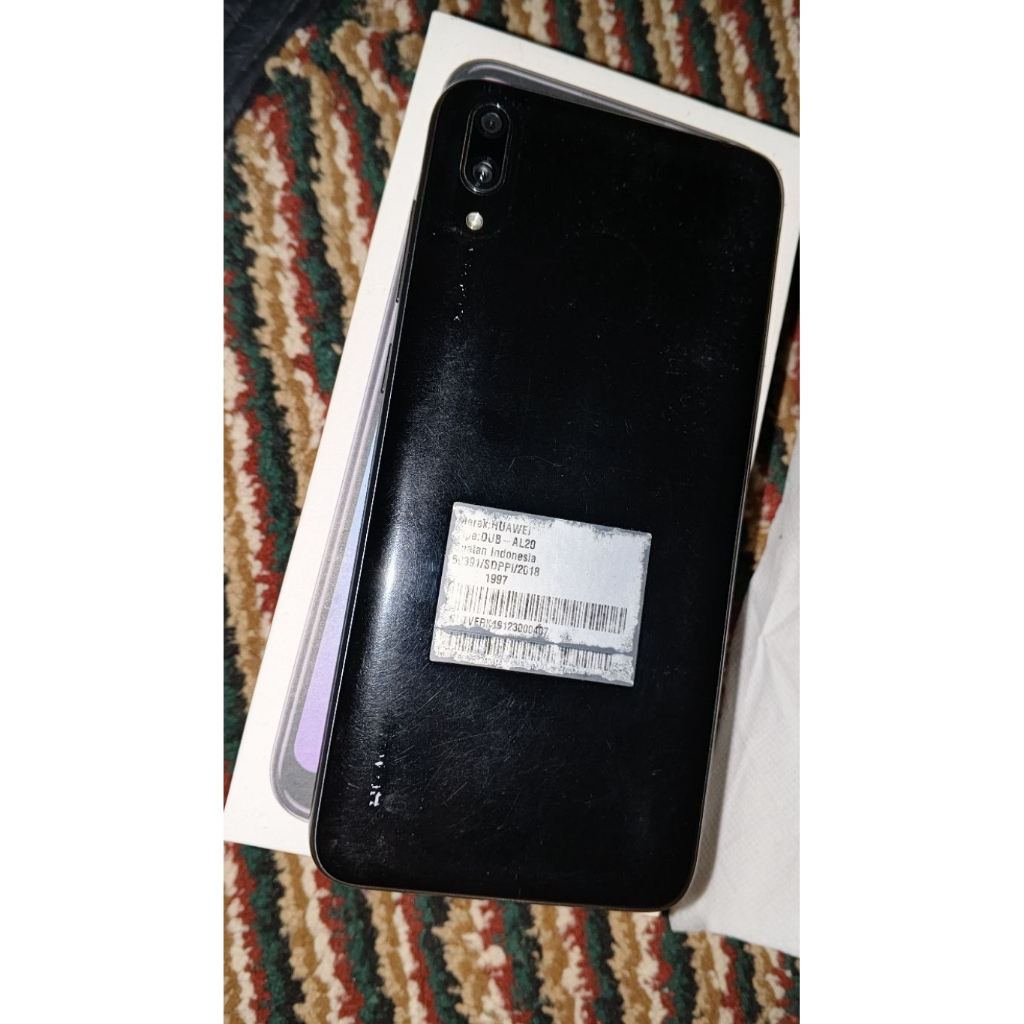 Huawei Y7 Pro 2019 second (RAM 4GB / ROM 64GB)