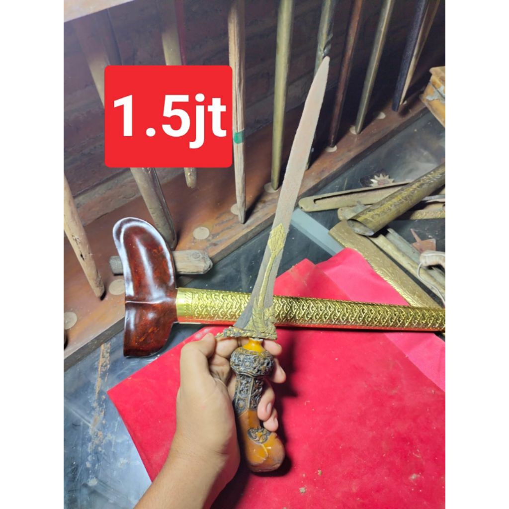 Keris Lurus Kuno Sepuh Kinatah Pudak Sategal Lapis Emas Warangka Gayaman Solo