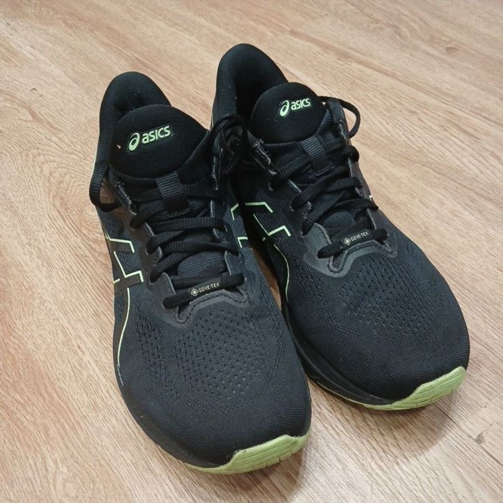 Asics GT 1000 12 Gore-Tex size 42 26.5cm preloved no box