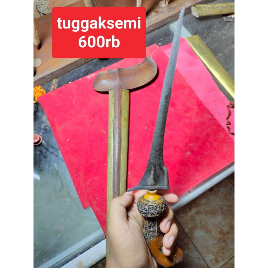 Keris Kuno Sepuh Pamor Tunggak Semi Warangka Gayaman Solo Pendok Slorok