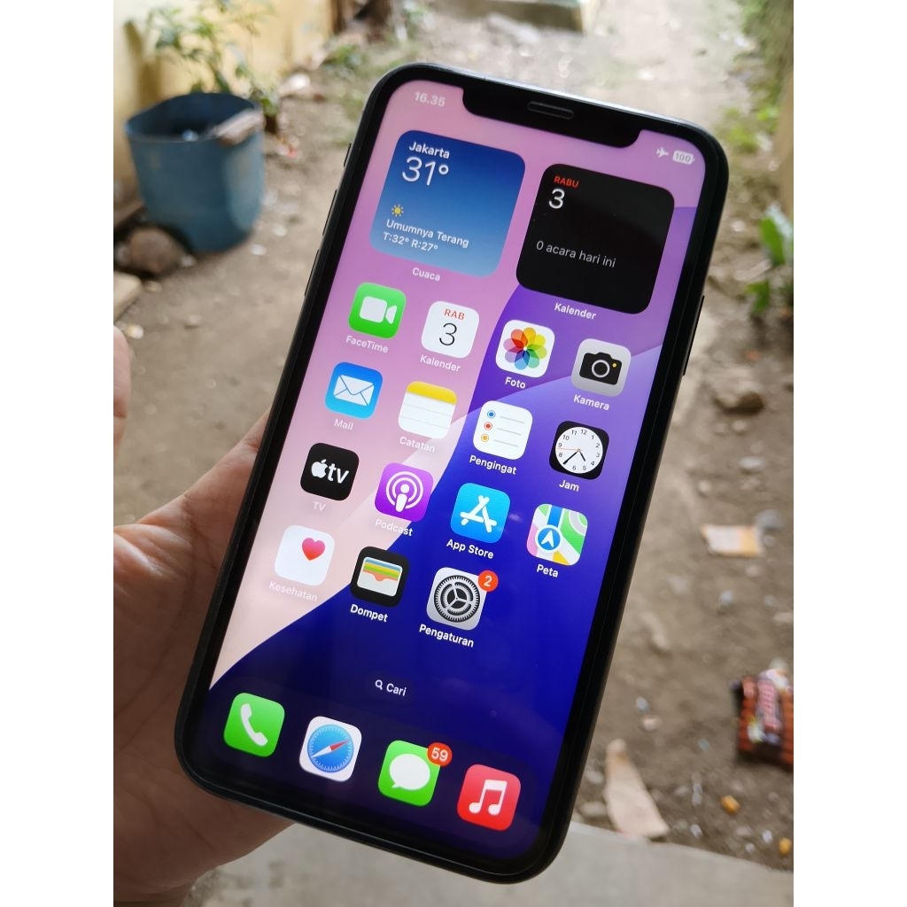Preloved iphone xr 128 resmi ibox