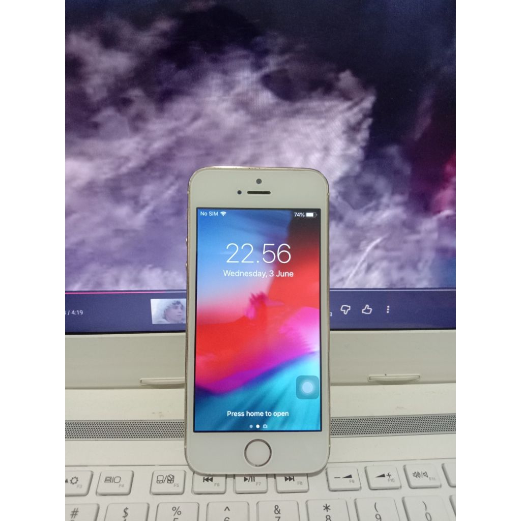 Handphone Bekas Pakai iPhone 5S 32gb  - Ex inter