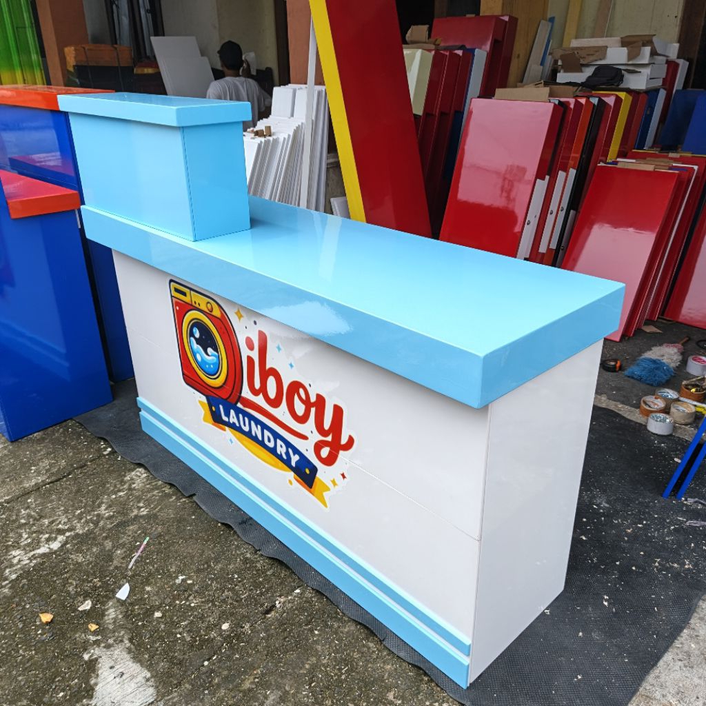 Meja Lion Parcel uk 180x60x80 req +tgi30cm+lubang kabel