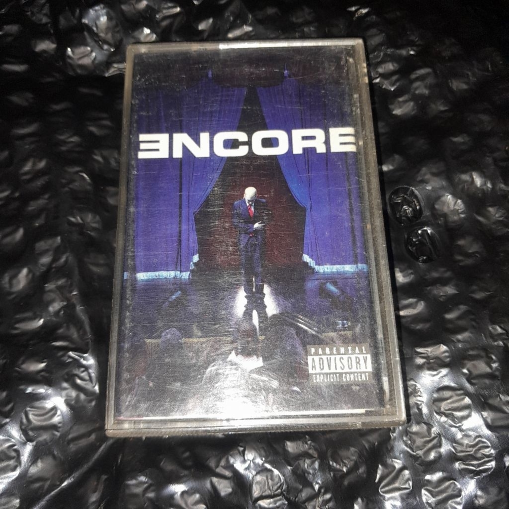 kaset pita eminem encore