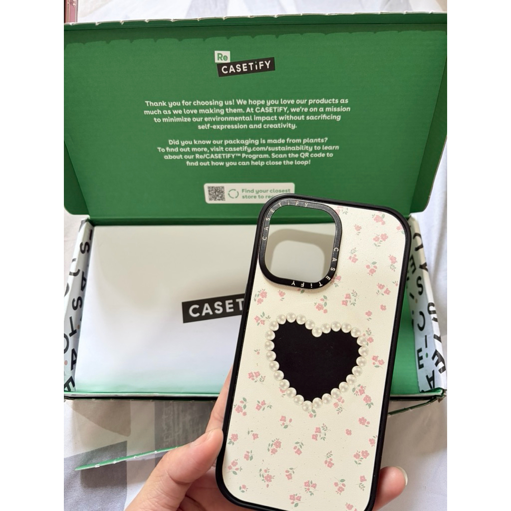 Preloved CASETIFY Iphone 17