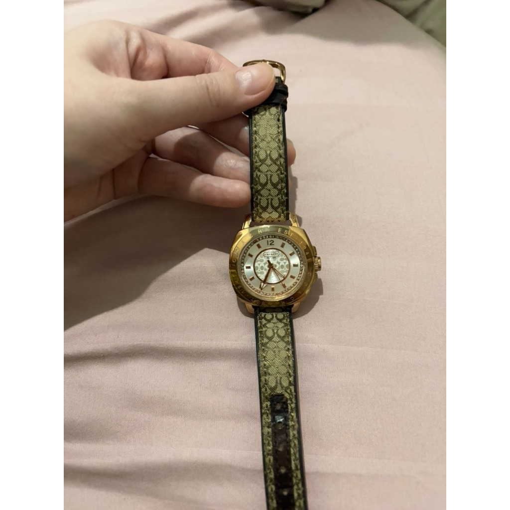 Preloved jam tangan wanita coach