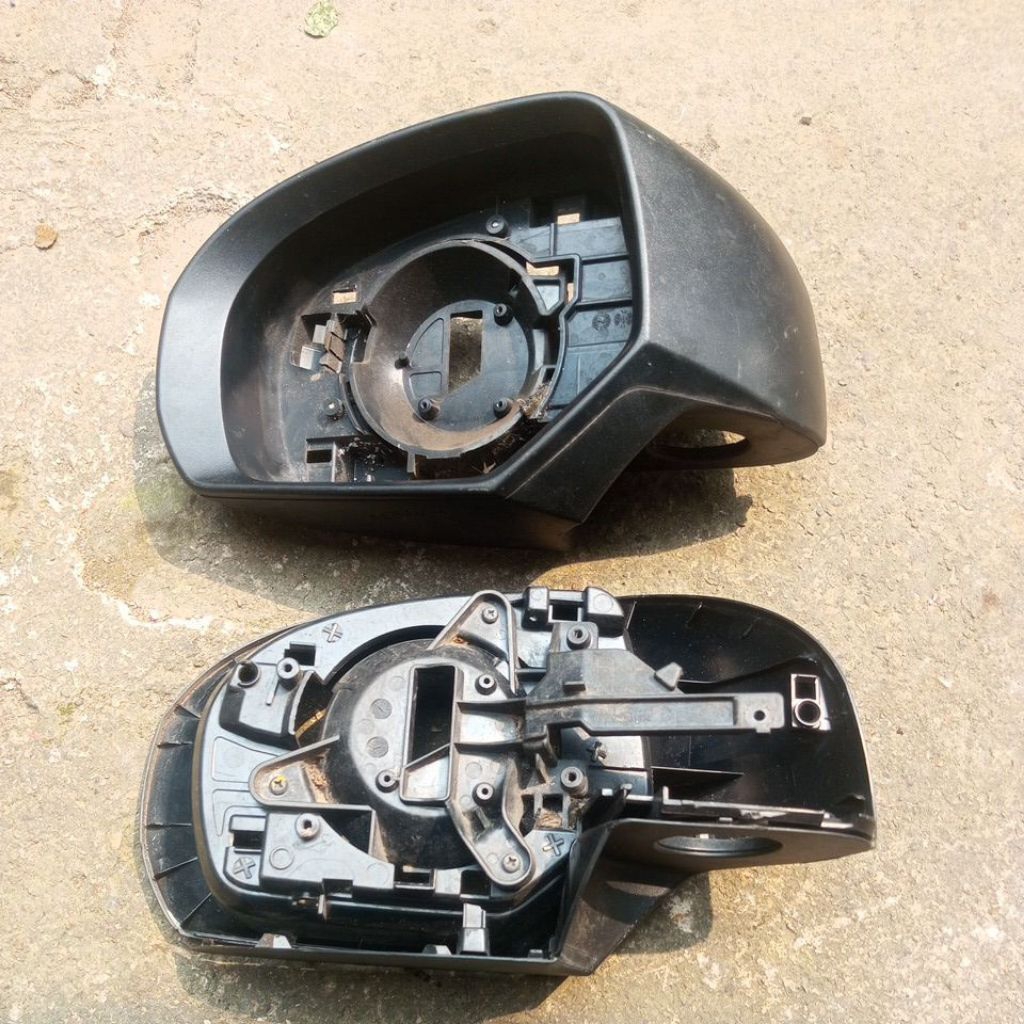 Batok spion Ertiga Dreza