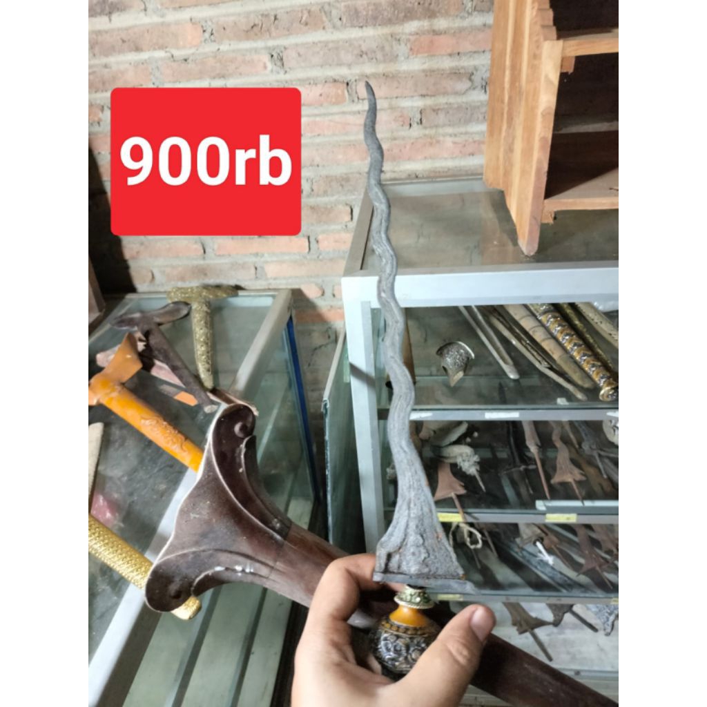 Keris Kuno Luk Banyak Sepuh Warangka Ladrang Solo Mendak Selut Tebal Kuno