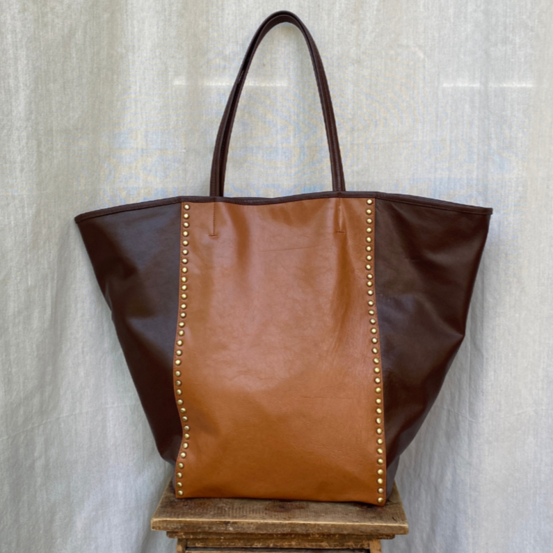 Pyramid Big Studs (Chocolate & Camel) (kulit asli)