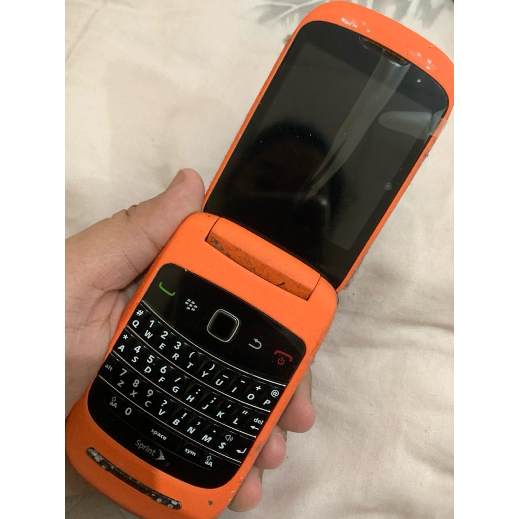 BLACKBERRY PEARL ORANGE