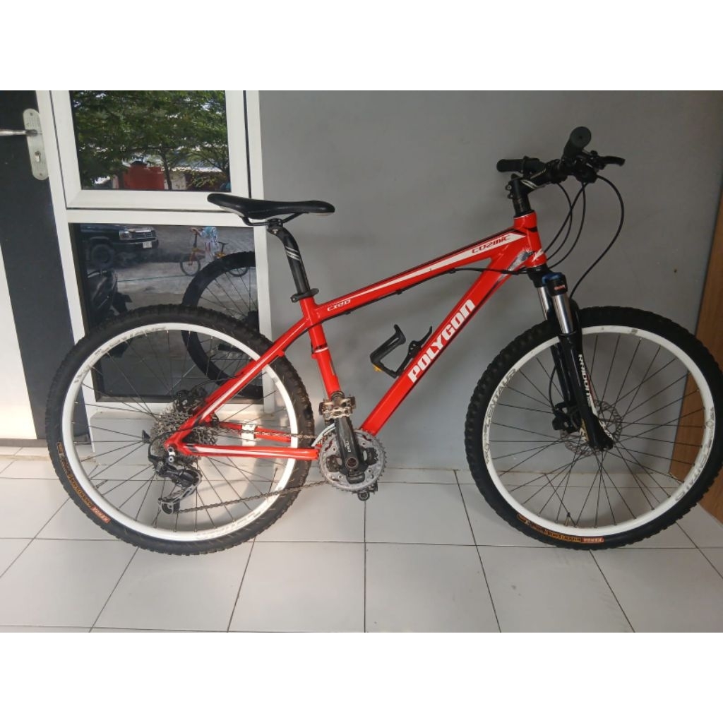 Sepeda Polygon second Cosmic CX 2.0
