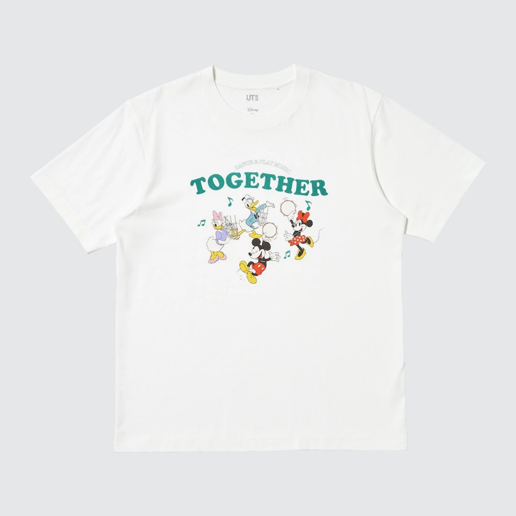 Tshirt Uniqlo x Mickey Mouse (Together) | UT Mickey Mouse in Indonesia Kaos Lengan Pendek Unisex - P