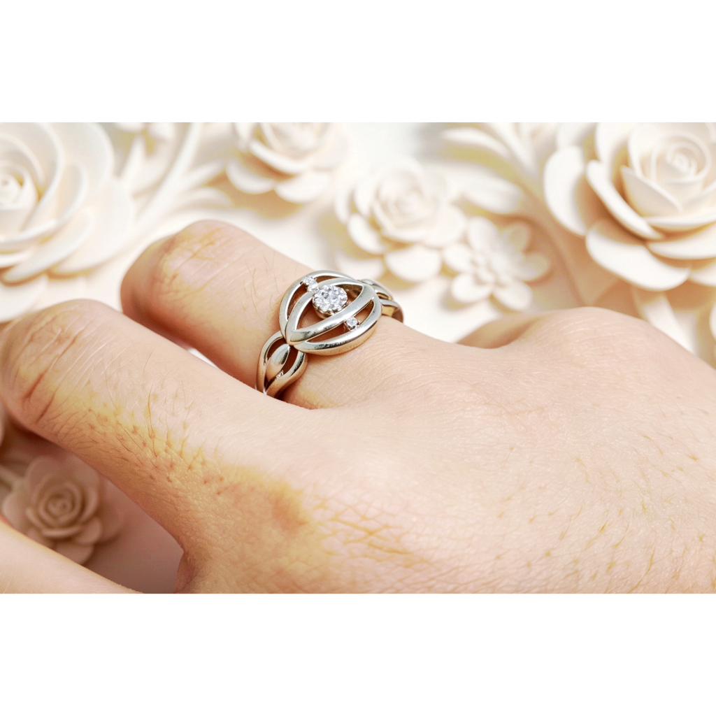 Cincin Wanita Etnik Permata Seroja Jewelry Fashion Xuping Titanium