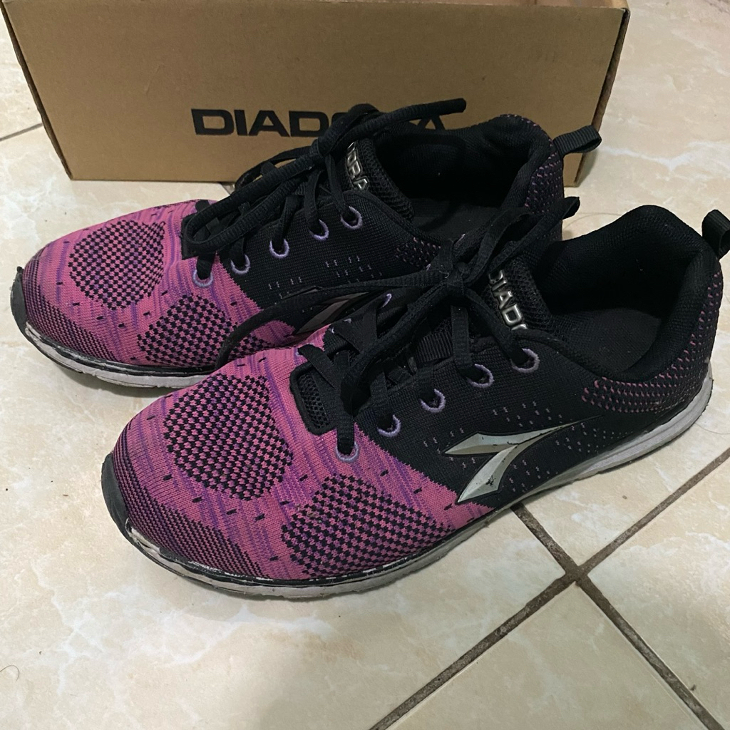 Diadora Greco Black Pink 38