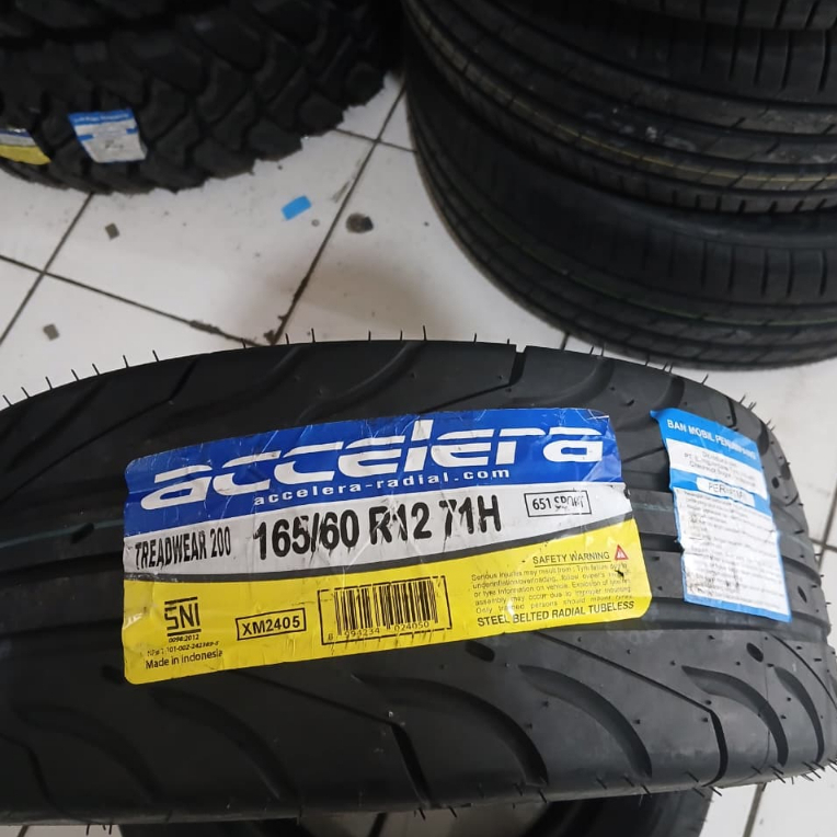 BAN TUBELESS SEMI SLICK ACCELERA 651 SPORT TW 200 165 60 RING 12