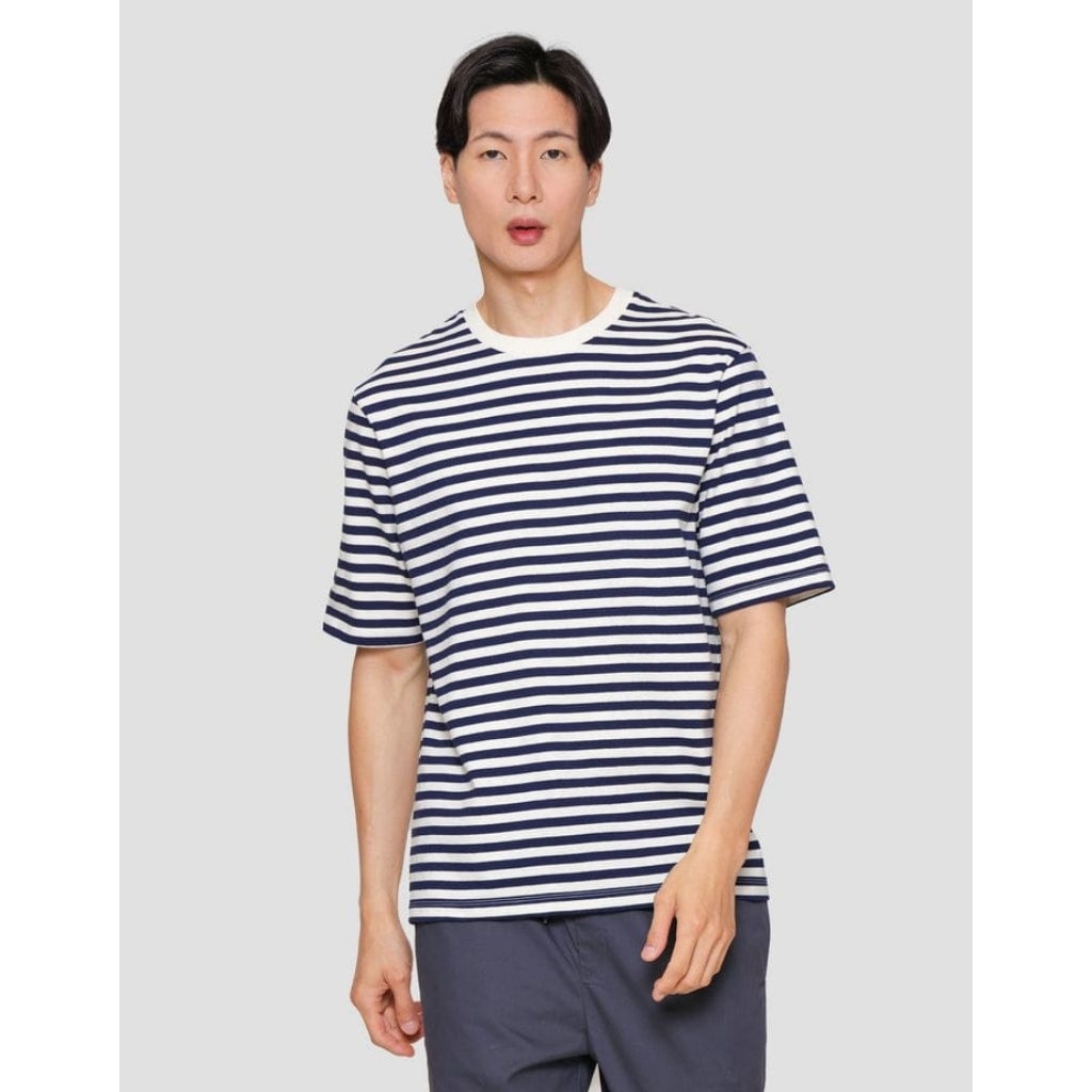 Kaos Uniqlo strip garis
