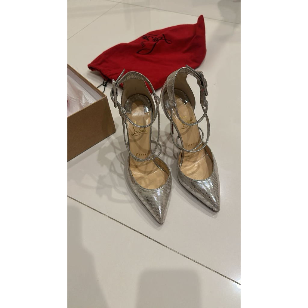 Louboutin suzanna laminato 100 dino heels