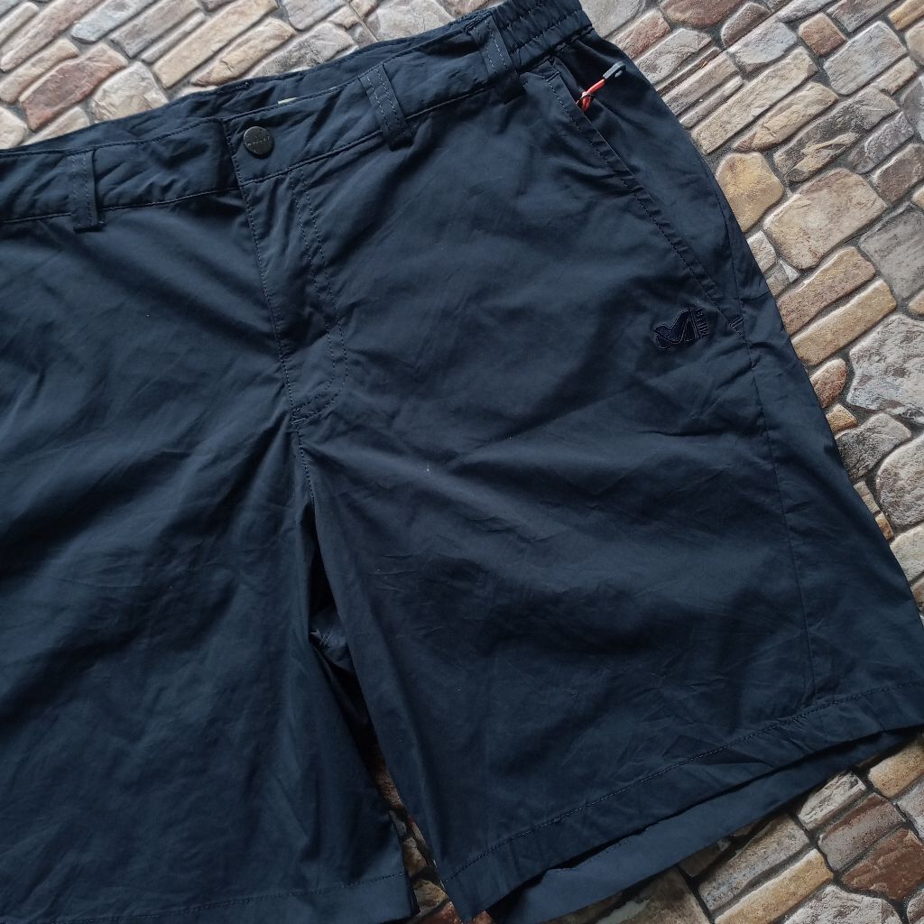 Celana pendek gunung brand MILLET preloved original size 31