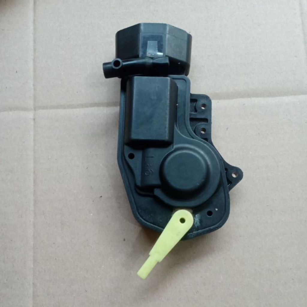 Central Door Lock Sistem Bagian KIRI Mobil Toyota Avanza Xenia PIN 5  Original AISIN Ready Stock
