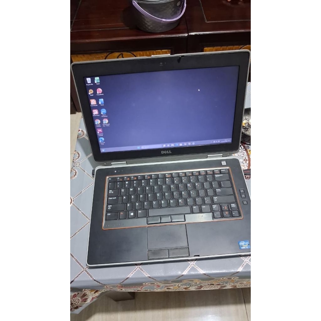 laptop dell second minus