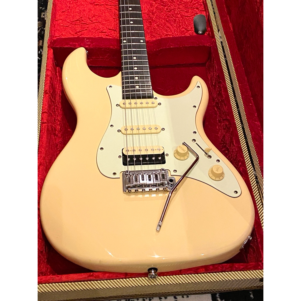 Sire S3 Larry Carlton HSS Vintage White