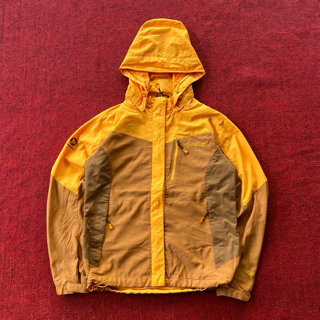 jaket merrell Size : S (P : 63cm X L :50cm)
