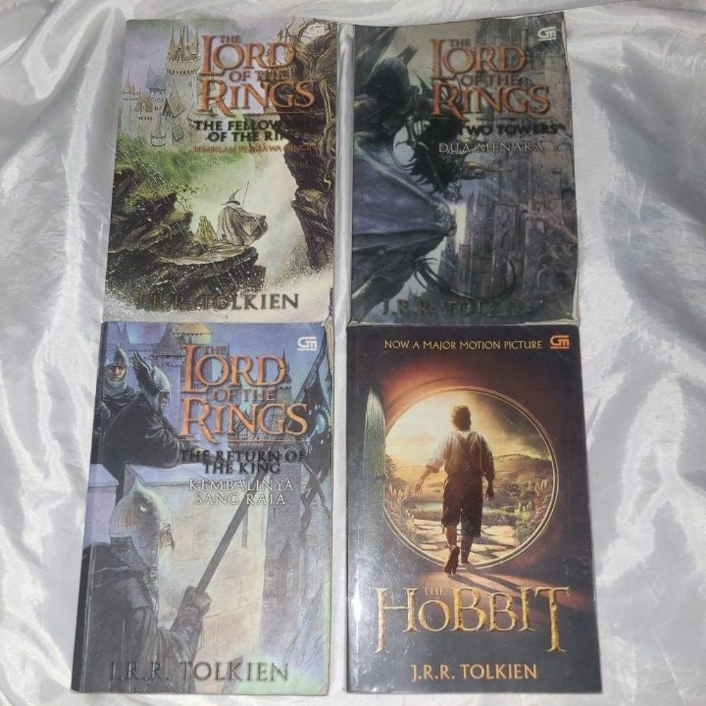 [Original] Set the Lord of the Rings 1-3 + the Hobbit • JRR Tolkien