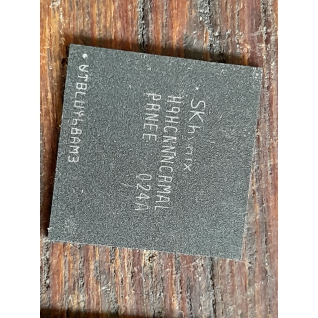 ic ram 8gb macbook air 2018 original copotan bagus