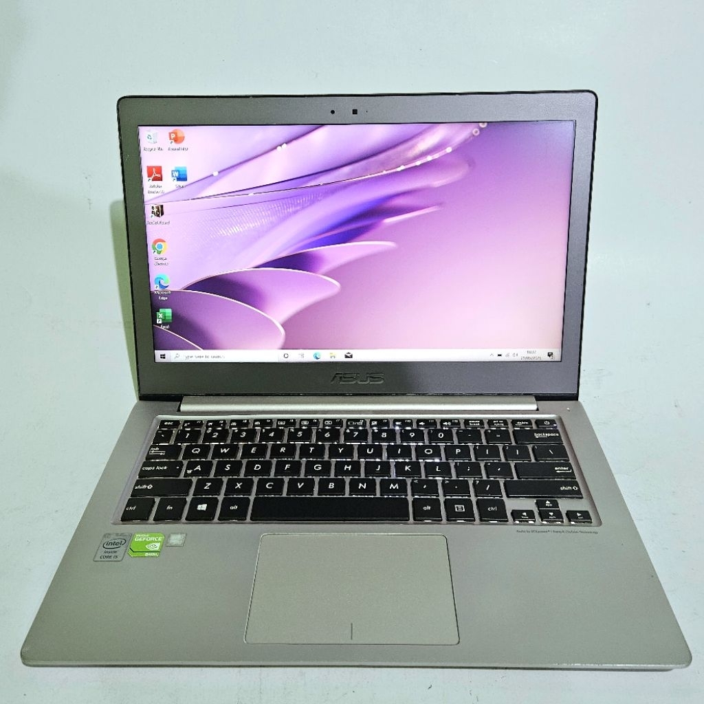 laptop Super tipis untuk editing/desain grafis Asus Zenbook UX303LN  Core i5 - Dual VGA Nvidia