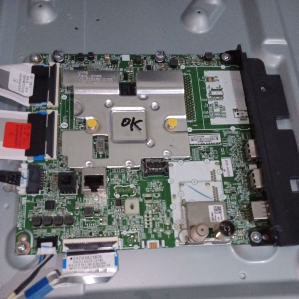 MB LG 50UQ7500PSF