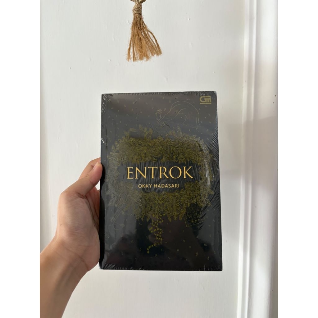 buku entrok segel gramedia