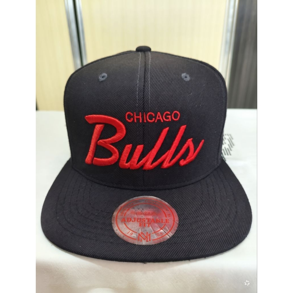 Topi Second Branded Original Snapback Mitchell & Ness Chicago Bulls
