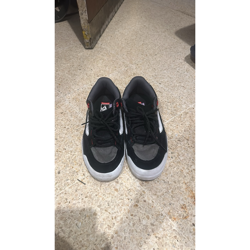 sepatu vans skate Wayvee 2 bekas